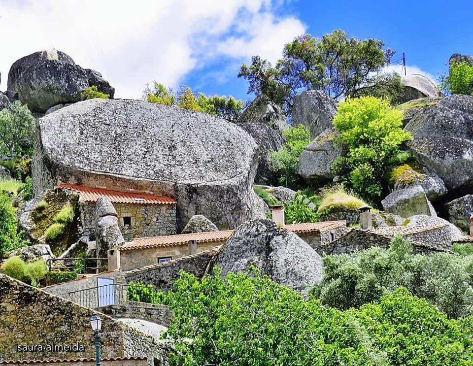 Вилла Casa Do Miradouro Монсанту Экстерьер фото