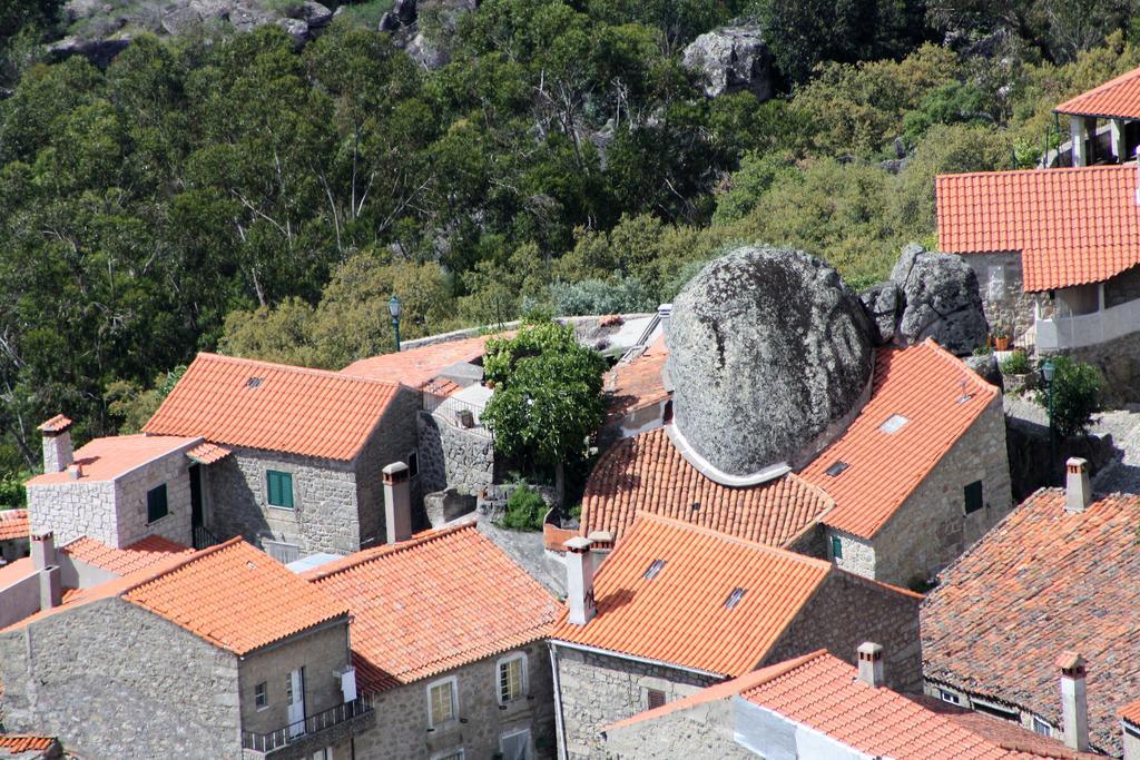 Вилла Casa Do Miradouro Монсанту Экстерьер фото